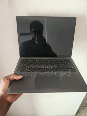 Laptop Microsoft Surface Laptop 2 16GB Intel Core i7 SSD 512GB