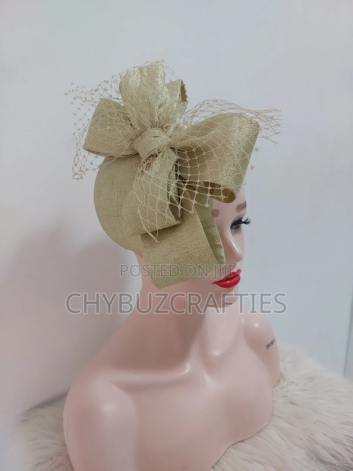 Gold Bow Facinator