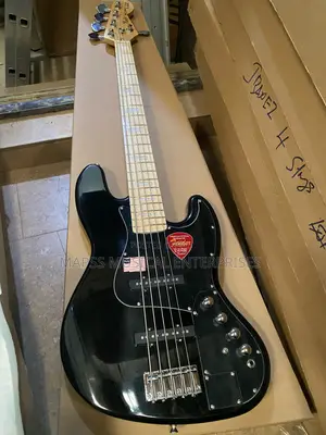Fender Squier Affinity Series Jazz Bass,