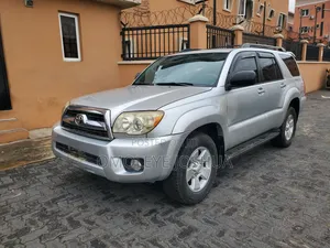 Toyota 4-Runner SR5 V6 2006 Gray