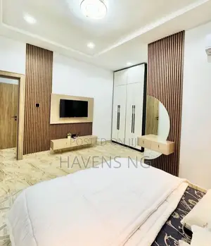 Spacious 3-Bedroom Apartment for Shortlet