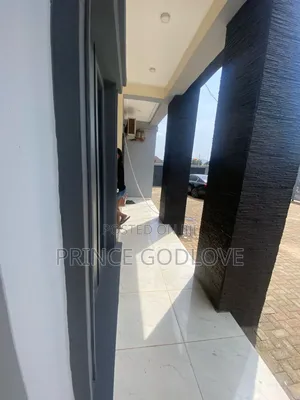 2bdrm Block of Flats in Citizen Avenue, Dawaki for rent