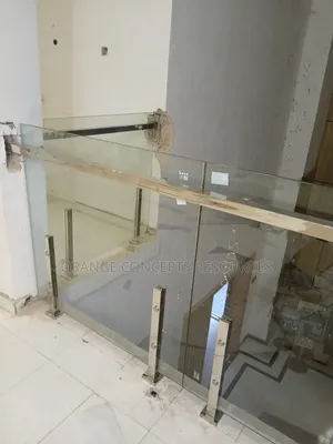 Frameles Glass Handrails With Spigot