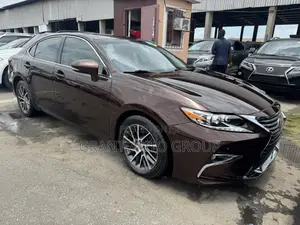 Lexus ES 350 FWD 2016 Brown