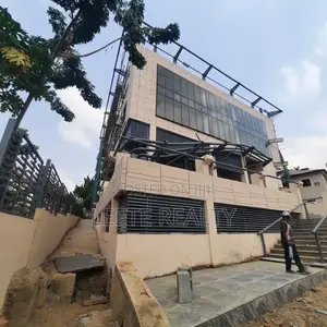 Commercial Property Space in Wuse2 for Sale