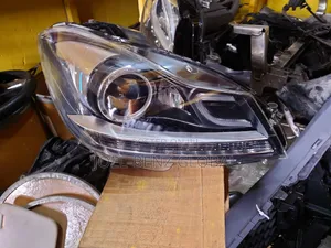 C300 2013 Passenger Side Led Headlights