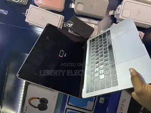 Laptop Apple MacBook Pro 2019 8GB Intel Core I5 SSD 256GB
