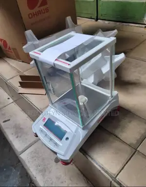 Ohaus Precision Balance