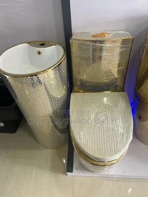 Gold and White Luxury Wc