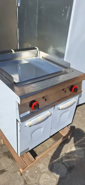 Industrial Gas Griddle With Cabinet 900series