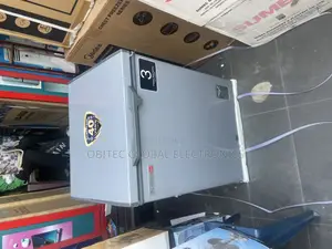 Scanfrosts 150litters Chest Freezer