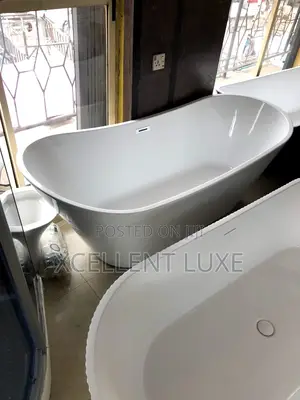 Free Standing Bathtub With Pressing Waste