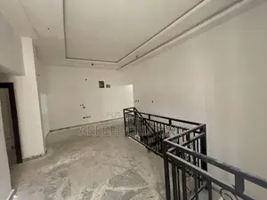 4bdrm Townhouse / Terrace in Jahi for rent