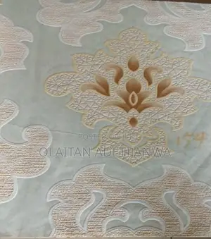 Textured Flock Damask Cleanable Wallpaper
