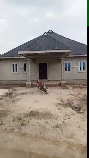 6bdrm Bungalow in Rumuekini, Port for sale