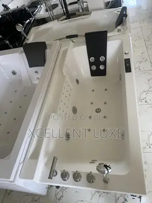 Jacuzzi Massage Bathtub With 1hp Pump (Single Person)