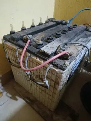 We Buy Wet Sell Solar Batteries