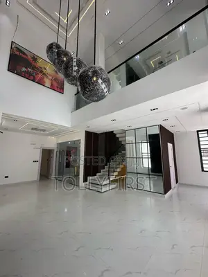 Newly Built 5 Bedroom Detached