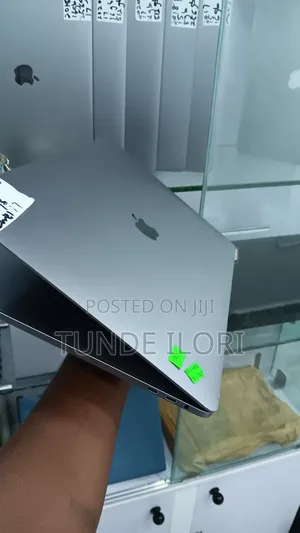 Laptop Apple MacBook Pro 2019 32GB Intel Core I7 SSD 512GB