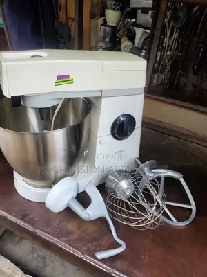 Kenwood Cake and Dough Mixer 7liter Capacity