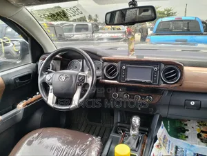 Toyota Tacoma TRD Off Road 2018 Gray