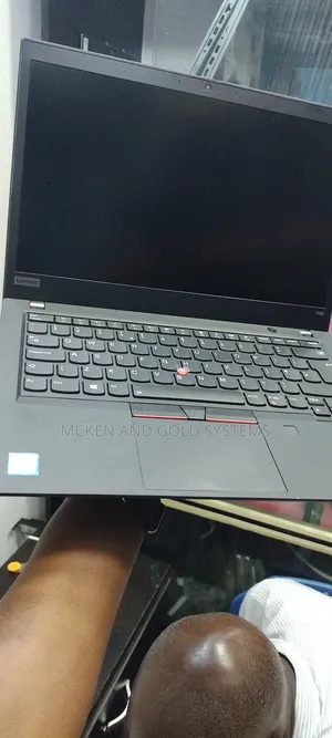 Laptop Lenovo Thinkpad T490s 16GB Intel Core I7 SSD 256GB