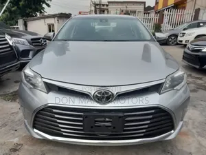 Toyota Avalon XLE Sedan FWD (3.5L 6cyl 6A) 2017 Silver