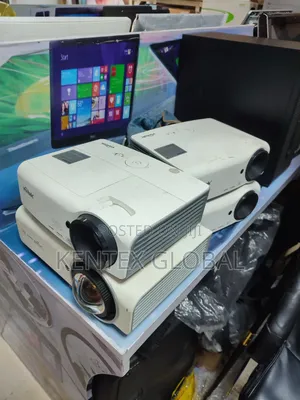 Vivitek Projector 3800 Lumens
