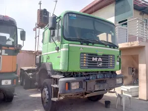 Man Truck Head 10tyres 27-414