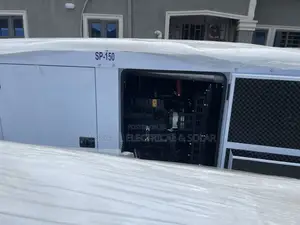 Heavy-duty England Perkins Soundproof Diesel Generator150kva