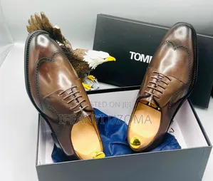 Classic Tomford Leather Brown Shoe