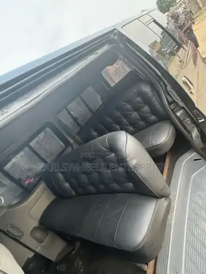 Toyota HiAce 2010 Black