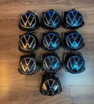 Volkswagen Logs and Wheels Covers
