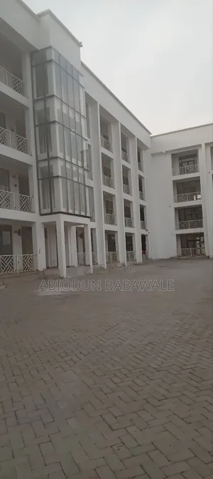 Cooperate Tenant/Office Space