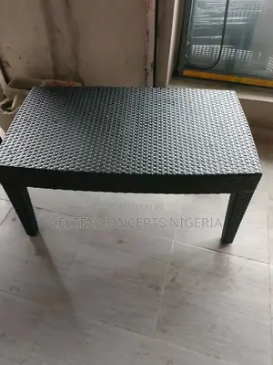 Plastic Restaurant Table