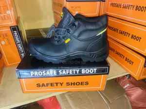 Pro Safe Safety Boots