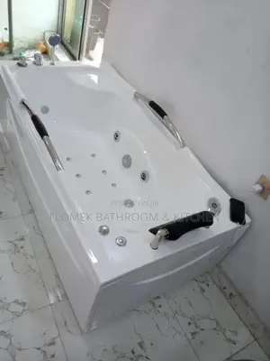 Single Straight Jacuzzi - England Standard