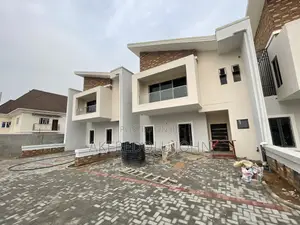 4bdrm Townhouse/Terrace in Jahi for sale