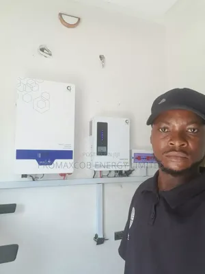 Professional Solar Systems Installer