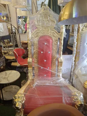 Foreign Royal Seat - Red