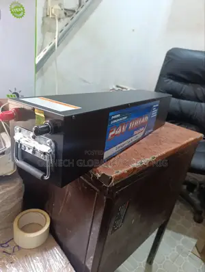 100 Ah 24 v Life Po4 Lithium Battery