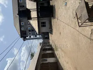 A Total of 18 Rooms Self Contained With Extra Big Space