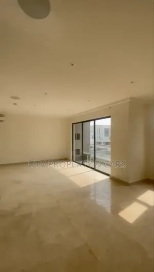 Furnished 8bdrm Maisonette in Banana Island for sale