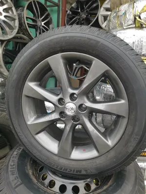 Lexus Rx 350/ Toyota Highlander 19 Rim Follow Come
