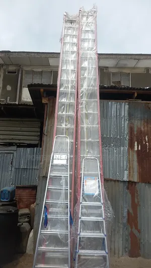 Fiber Glass Ladder for Wayhouses/ Construction Companies