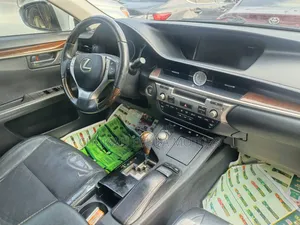 Lexus ES 350 FWD 2013 Silver