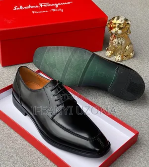 Classic Ferragamo Leather Black Shoe