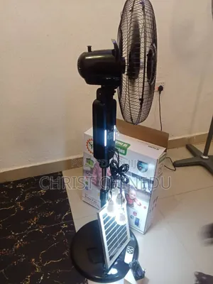 18inches Solar Rechargeable Fan With Remote