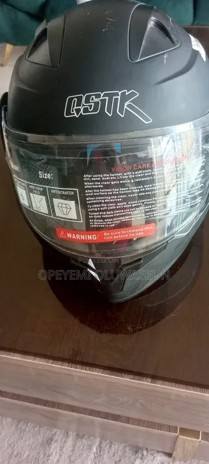 A Qc Passed Black Modular Protective Helmet
