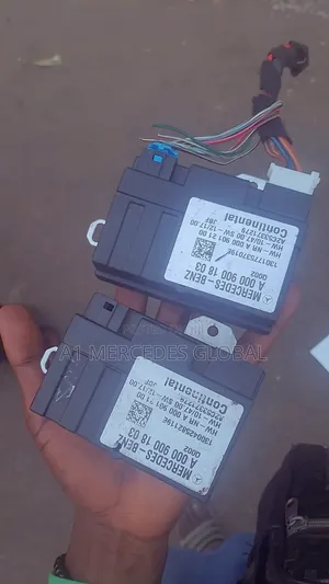 Mercedes-Benz GLK Fuel Pump Consoles